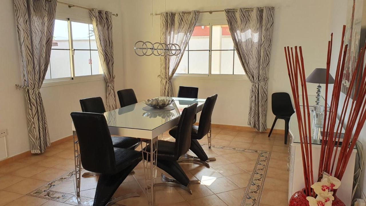 Villa Bonita On Golf In El Descanso ,Caleta Fuste-Fuerteventura Caleta De Fuste Εξωτερικό φωτογραφία